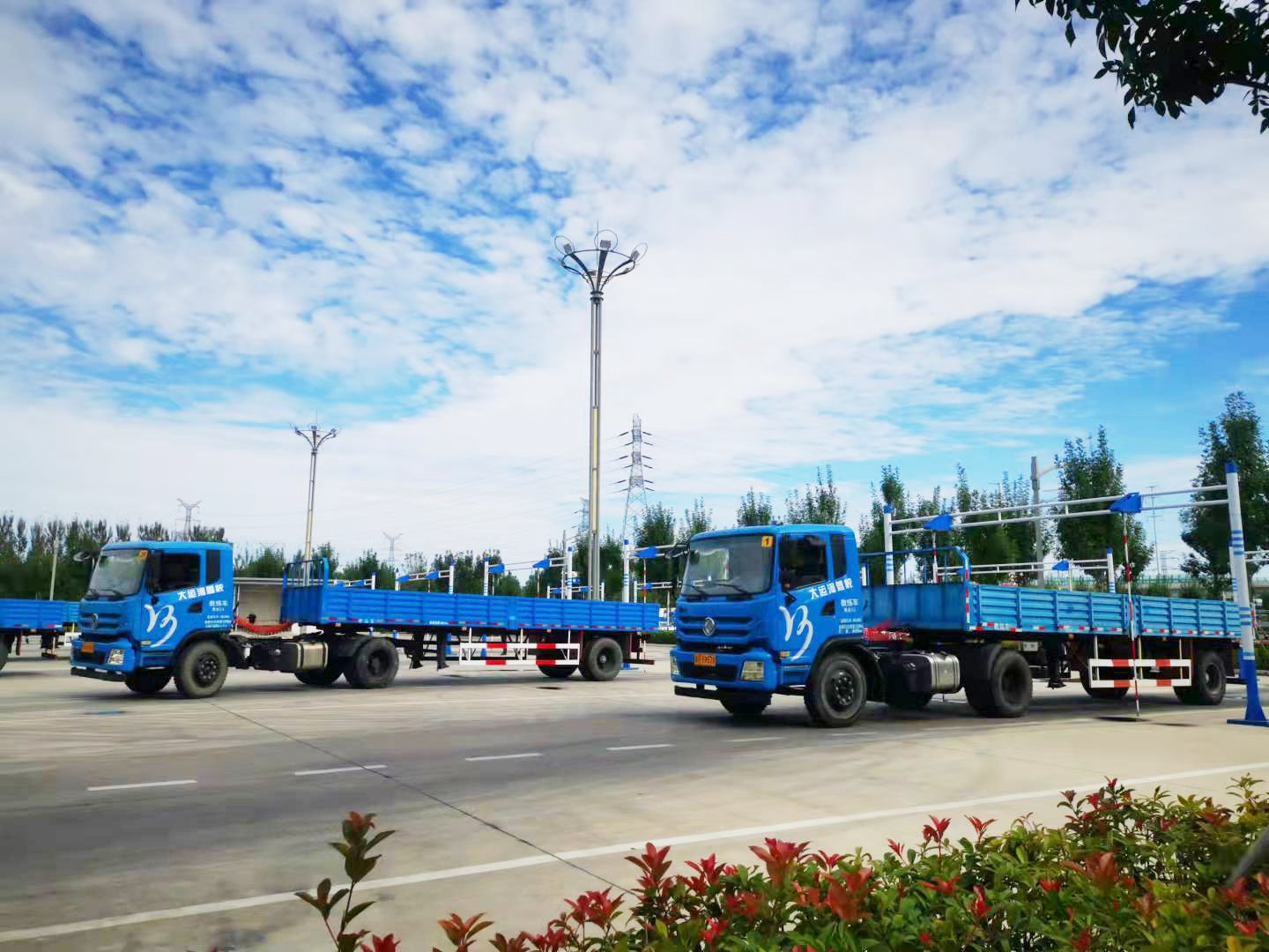 【濟寧大運河駕?！俊半p十一”學(xué)車鉅惠，大車直降千元！(圖3)