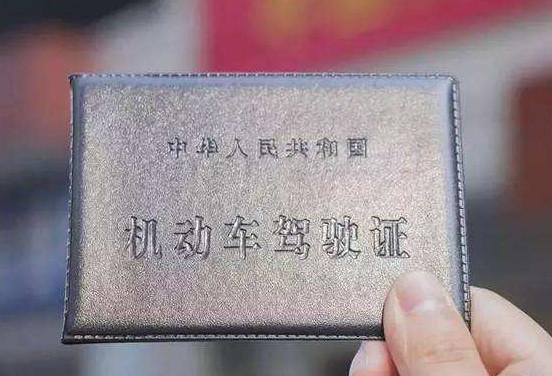 【濟(jì)寧大運(yùn)河駕校】溫馨提示：天氣轉(zhuǎn)冷，學(xué)車要注意這些！(圖6)