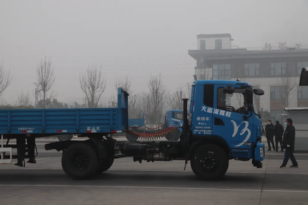 【溫馨提示】大霧天氣行車注意事項要牢記！(圖4)